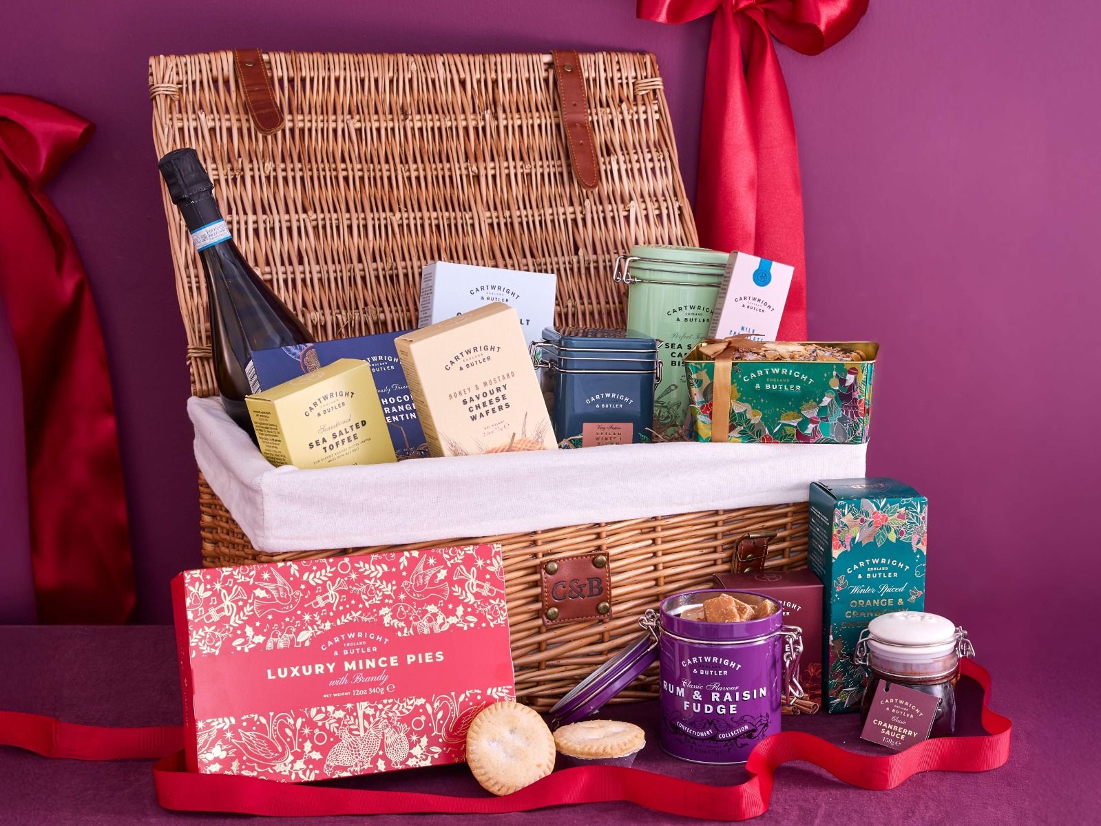 The Luxury Festive Wicker Hamper