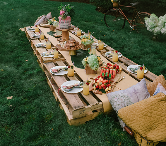 Picnic Pallet Table