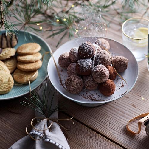 Orange & Cranberry Tiffin Truffles