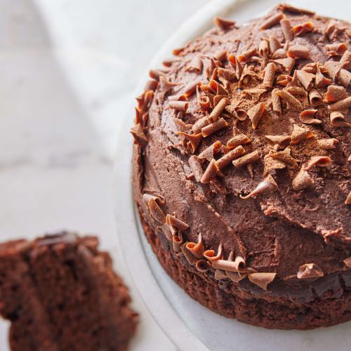 Milk Chocolate Round Sponge Cake