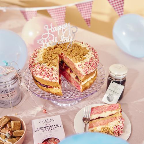 Strawberry & White Chocolate Fudge Cake